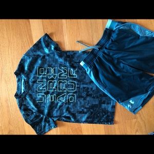 Boys under Armour heat gear matching shirt and shorts